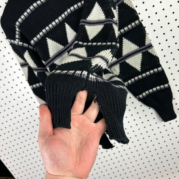 Chunky Multicolor Knit Sweater Size Medium Black White Western Aztec Grandpa 90s - Picture 4 of 7